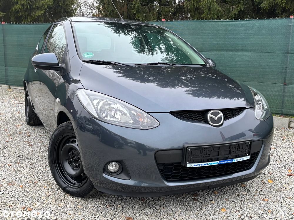 Mazda 2 - 8