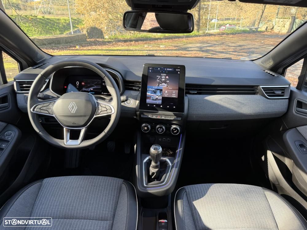 Renault Clio 1.0 TCe Techno Bi-Fuel - 10