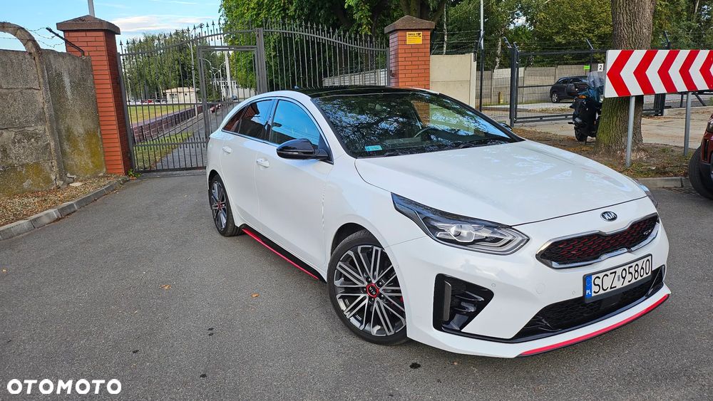 Kia ProCeed 1.6 T-GDI GT DCT - 3