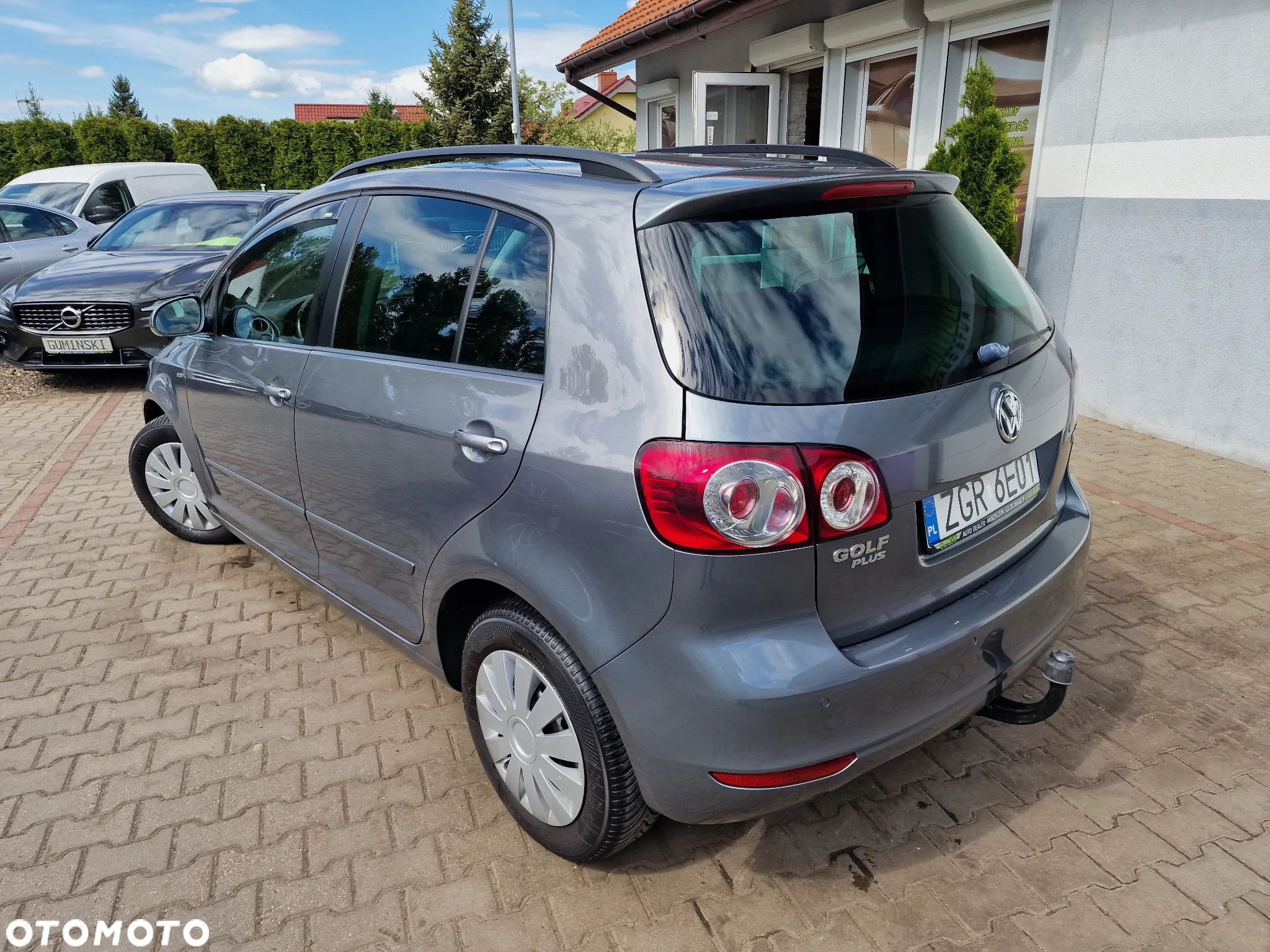 Volkswagen Golf Plus 1.6 TDI BlueMot Comfortline DSG - 8