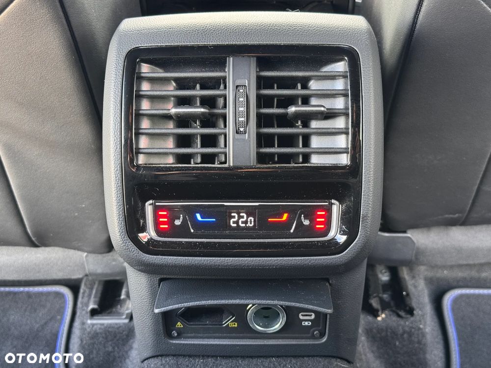 Volkswagen Arteon 2.0 TSI 4Motion R DSG - 17