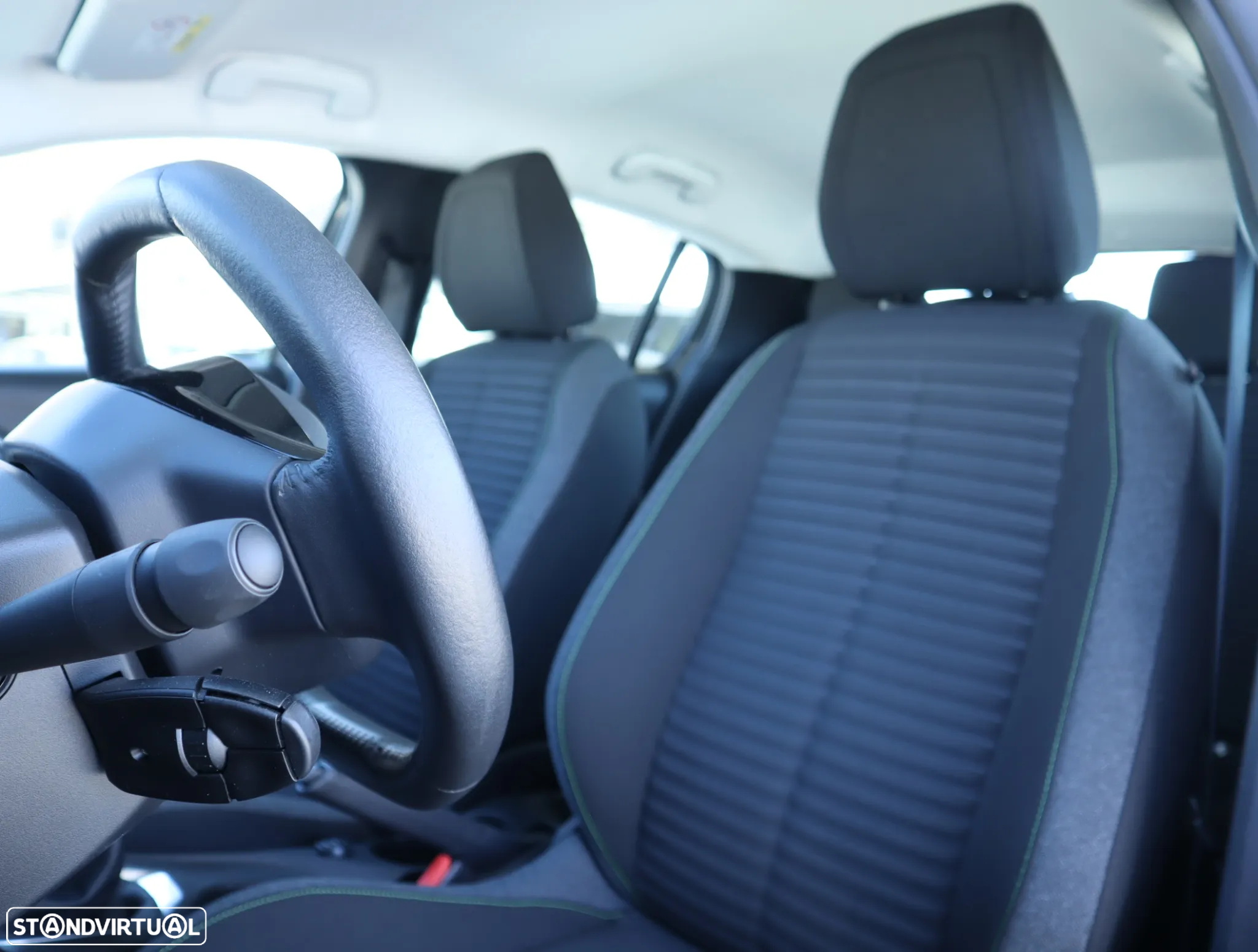 Peugeot 208 1.2 PureTech Active Pack - 25