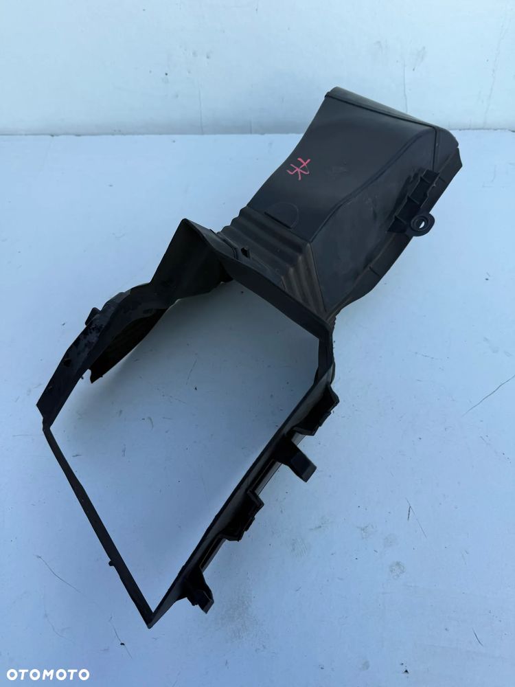 KIEROWNICA WLOT POWIETRZA INTERCOOLERA C4 GRAND PICASSO II 9676144377 - 2