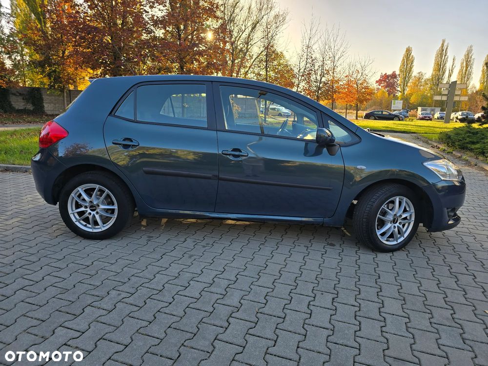 Toyota Auris - 28