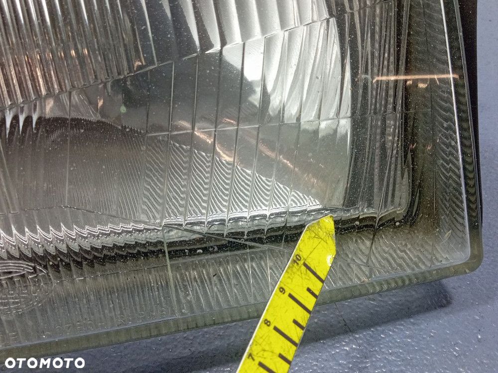 SKODA OCTAVIA I REFLEKTOR PRAWY PRZEDNI LAMPA PRZÓD 246086-00 - 9