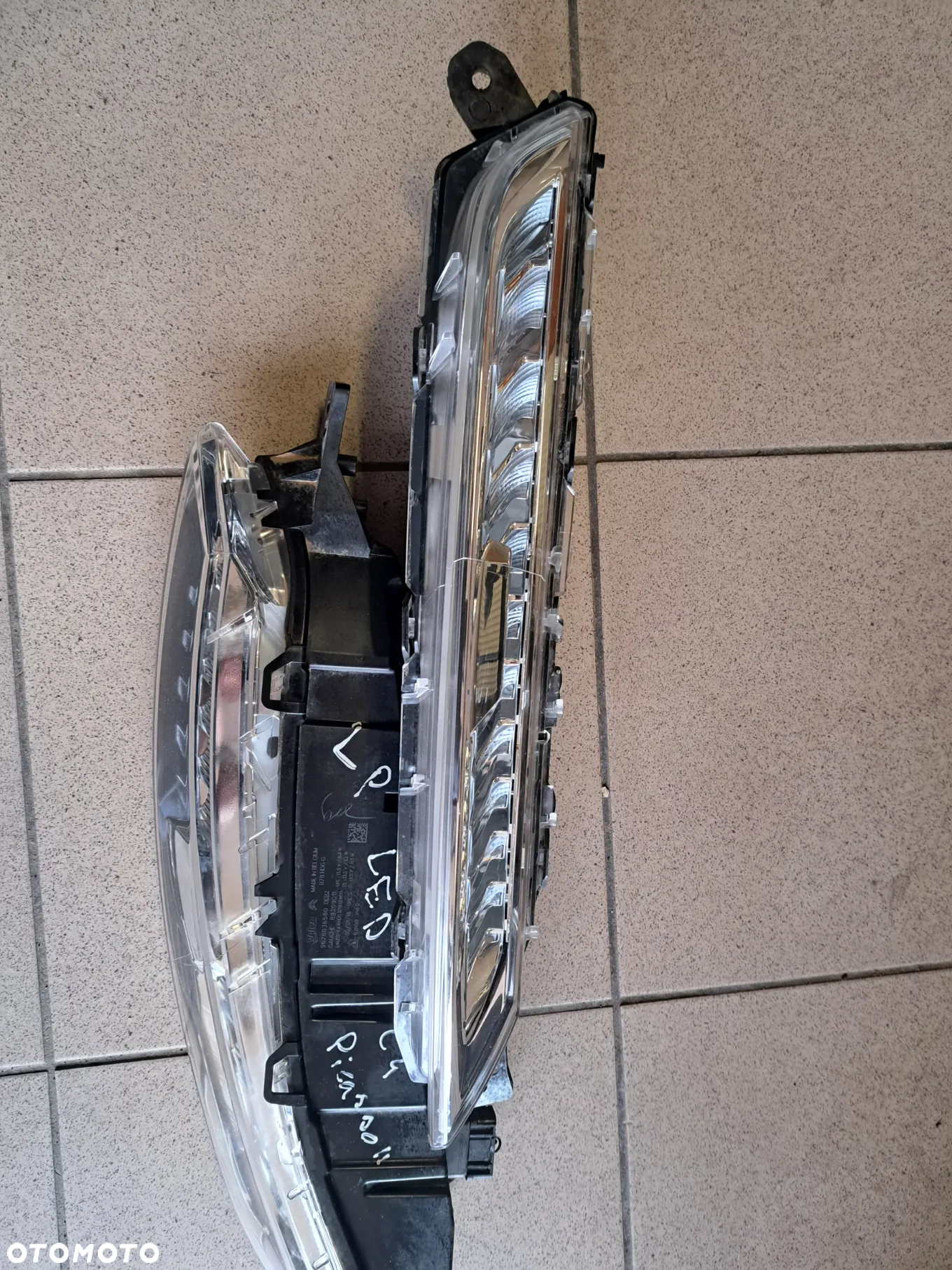 Citroen c4 picasso II lampa led  prawa 9676036480 - 6