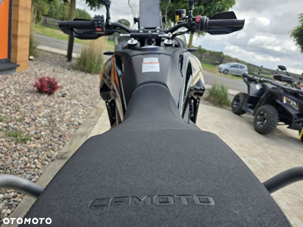 CFMoto MT-X - 12