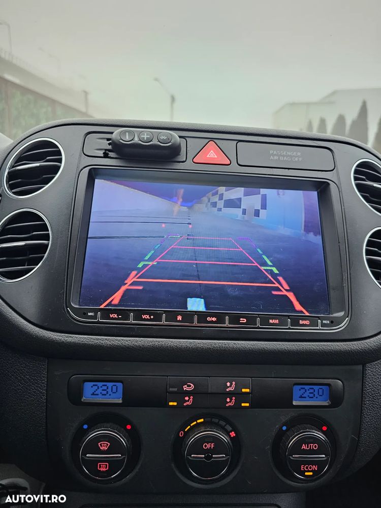 Volkswagen Golf Plus 1.9 TDI DSG Edition - 11