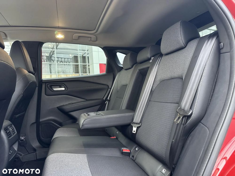 Nissan Qashqai 1.3 DIG-T mHEV N-Connecta Xtronic - 16