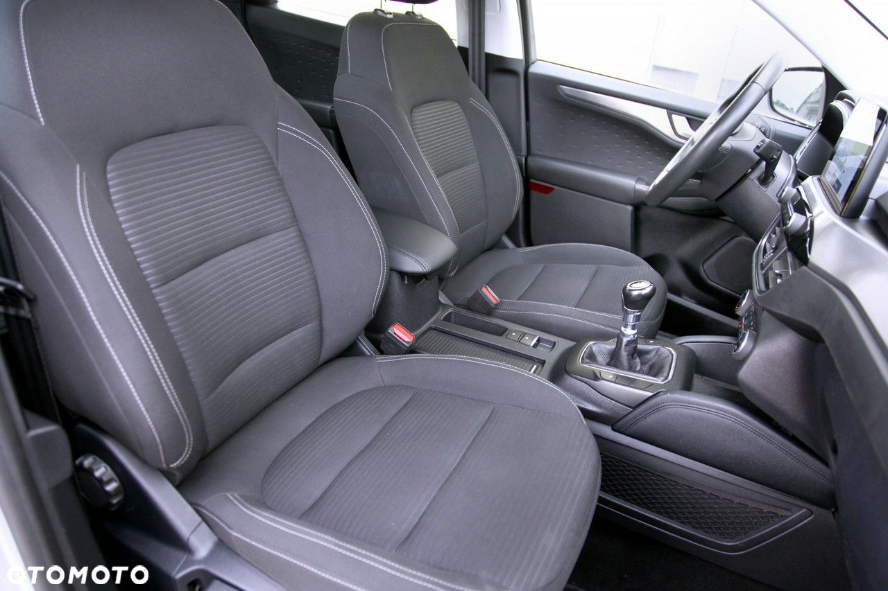 Ford Kuga - 14