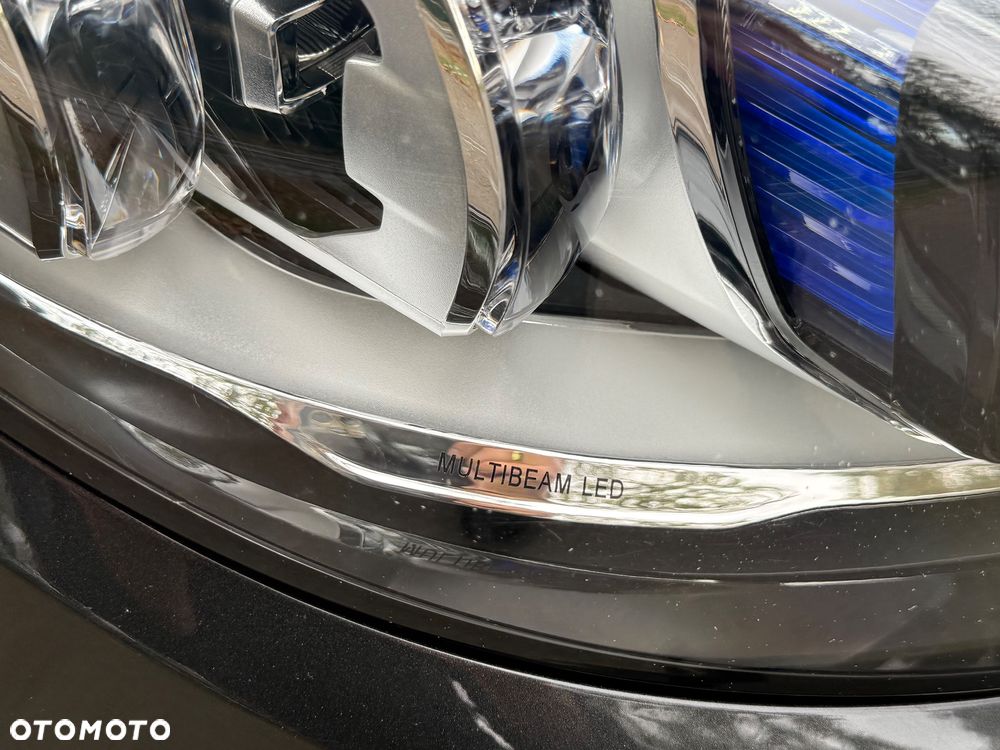 Mercedes-Benz Klasa C 200 9G-TRONIC AMG Line - 17