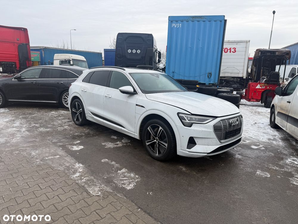 Audi e-tron 55 Quattro S Line - 1