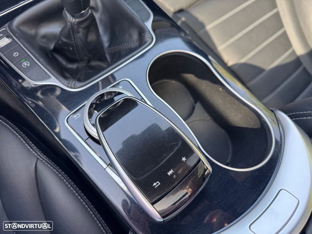 Mercedes-Benz C 220 d AMG Line - 32