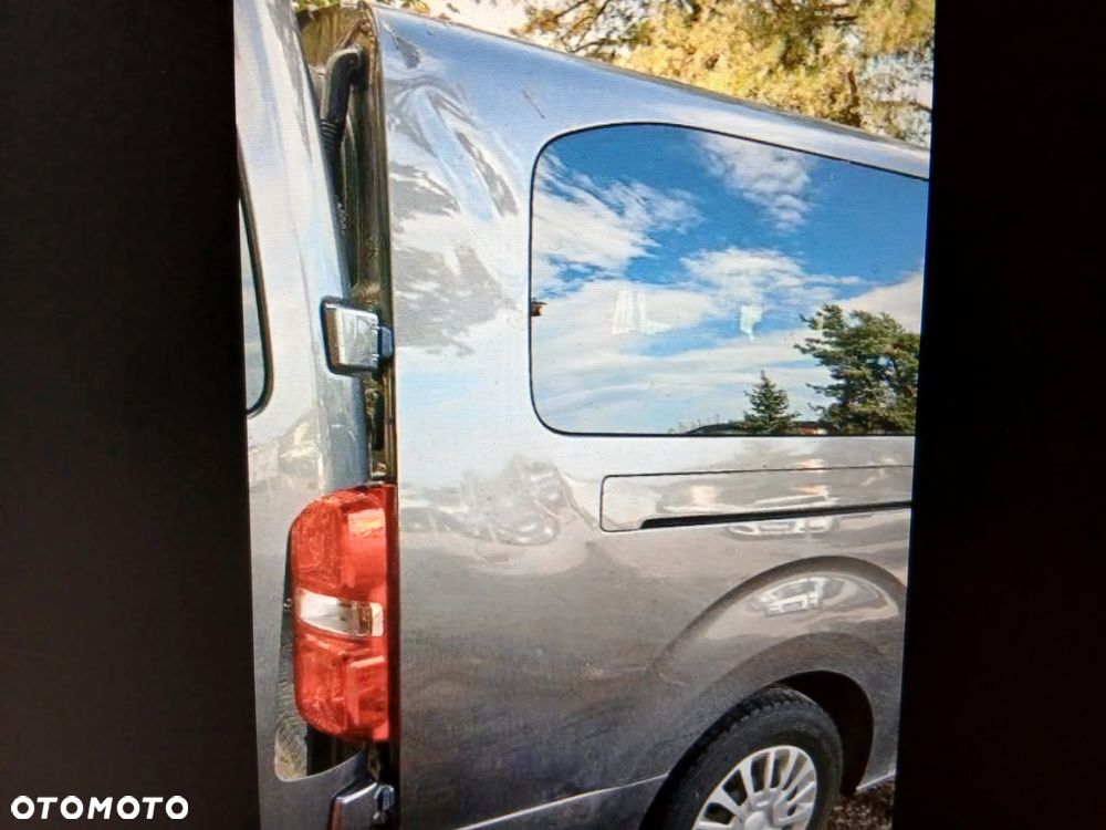 Toyota Proace Verso - 18