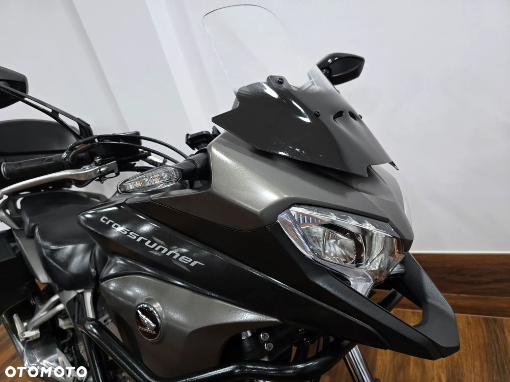 Honda VFR - 18
