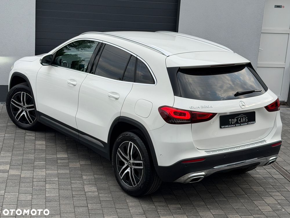 Mercedes-Benz GLA 220 d 8G-DCT Style - 4