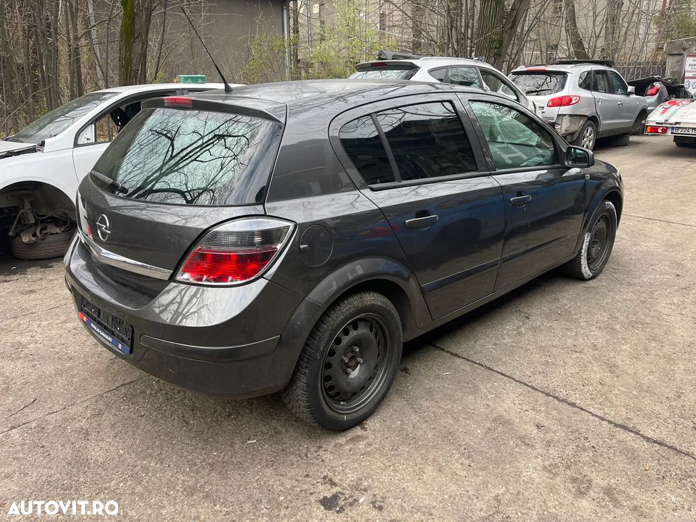 Dezmembrez Opel Astra H hatchback facelift 2008 1,4 benzina Z14XEP 66KW gri Z177 - 6