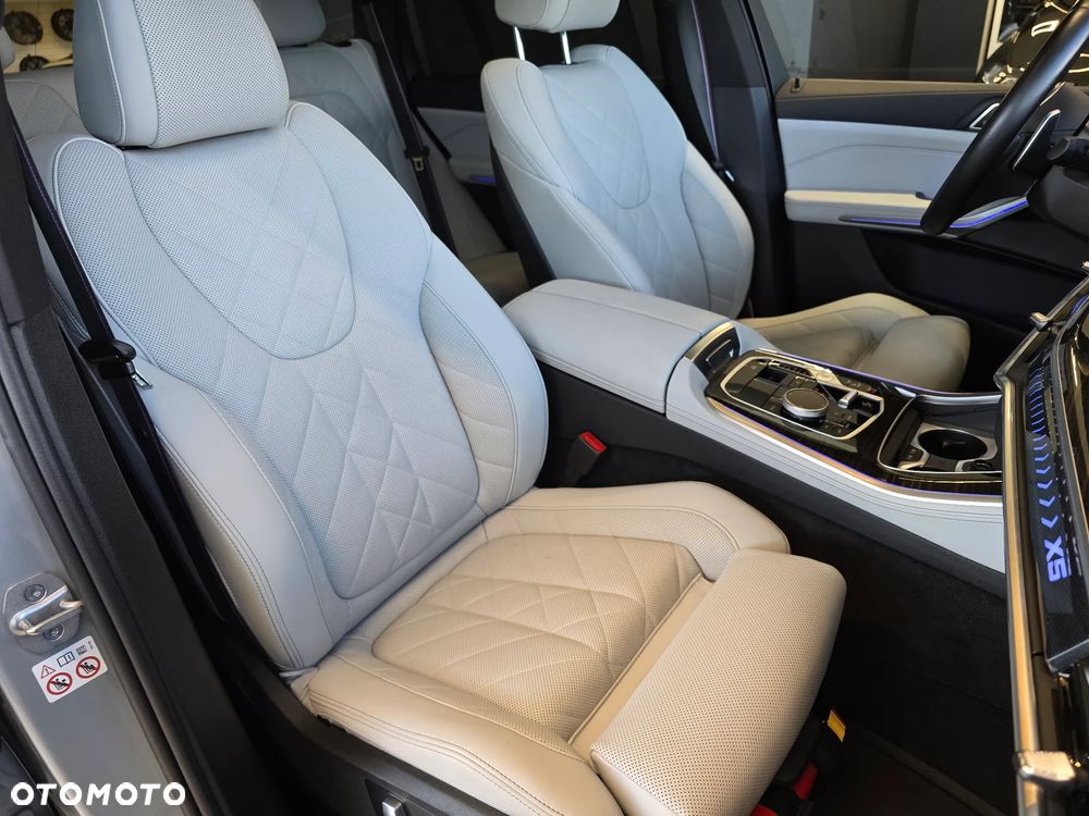 BMW X5 xDrive40d mHEV M Sport sport - 25