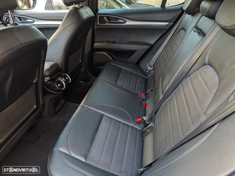 Alfa Romeo Stelvio 2.2 D Sprint AT8 - 12