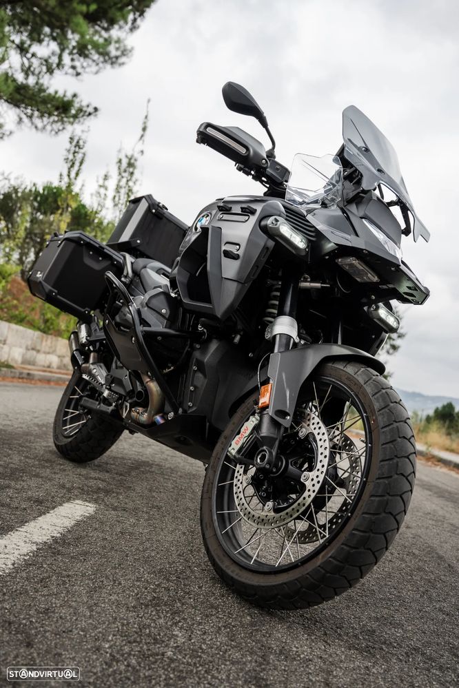 BMW R 1300 GS Adventure Triple Black - 9