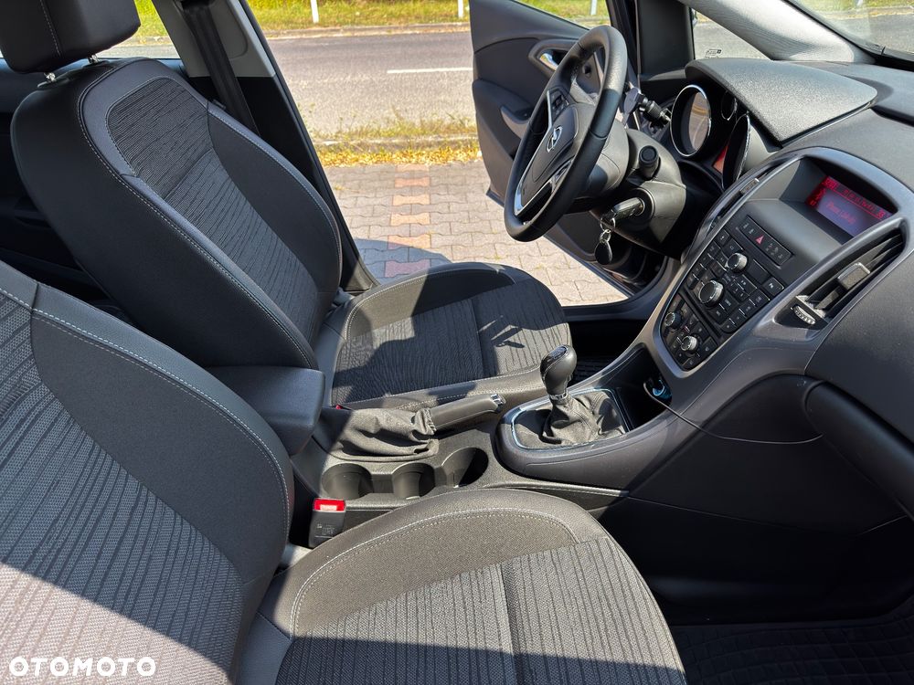 Opel Astra 1.6 EU6 - 26