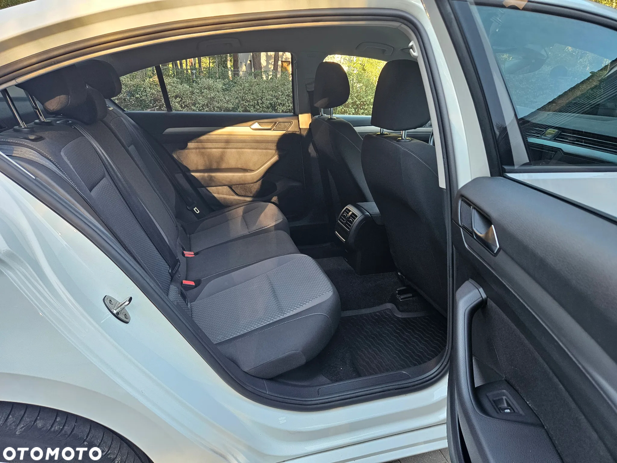Volkswagen Passat 1.5 TSI EVO Essence DSG - 27