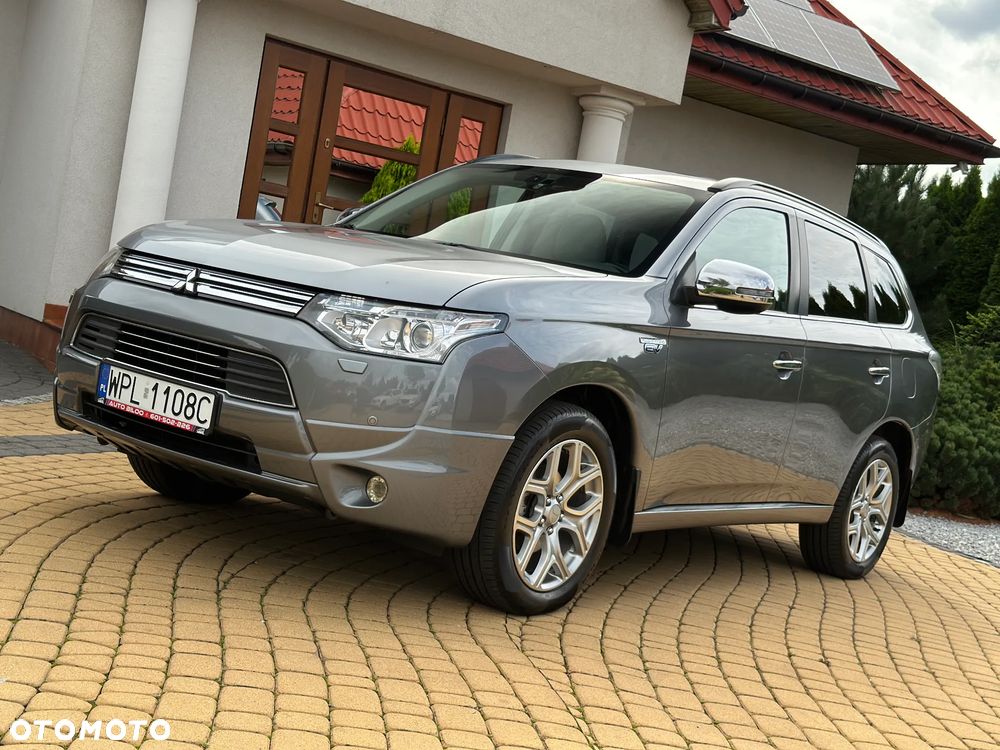 Mitsubishi Outlander - 34