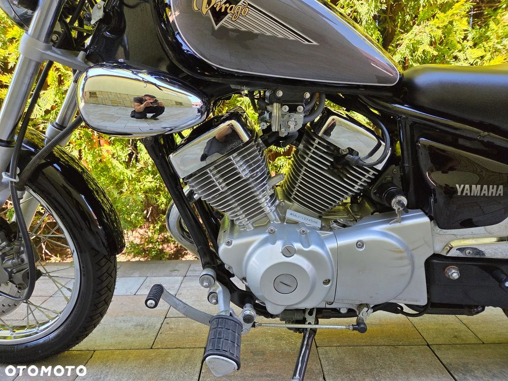 Yamaha XV - 17