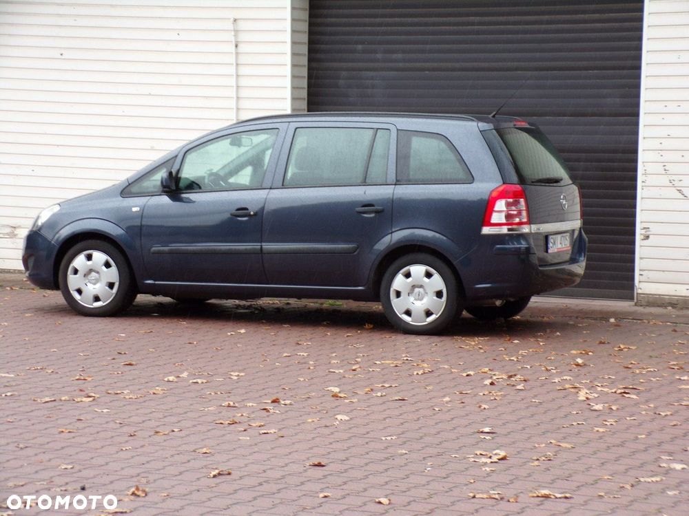 Opel Zafira - 13