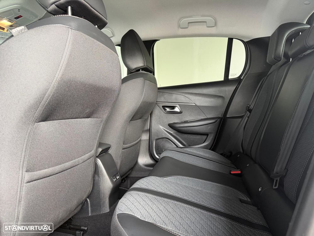 Peugeot 208 1.2 PureTech Allure - 9
