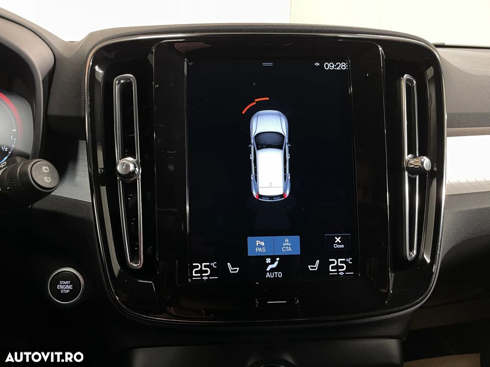 Volvo XC 40 Recharge T5 Twin Engine AT7 Inscription - 14