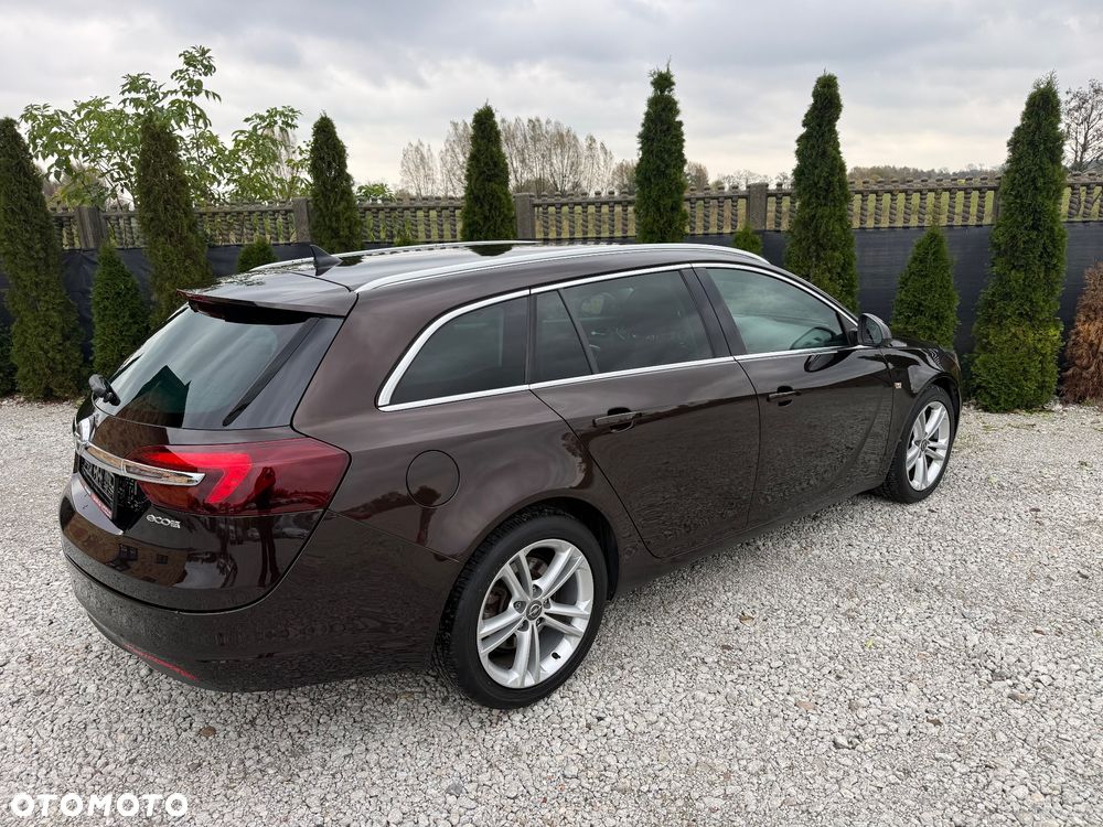 Opel Insignia - 10