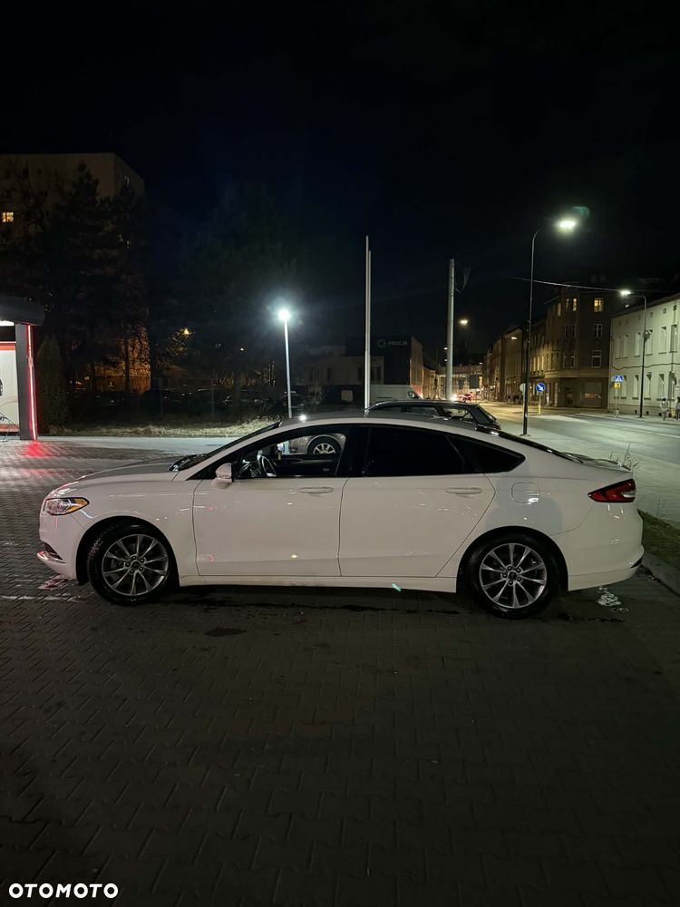 Ford Fusion - 5