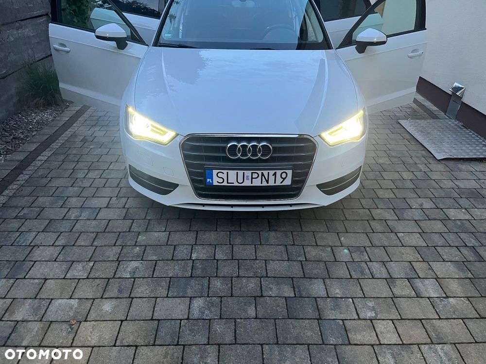 Audi A3 Sportback 2.0 TDI Ambiente - 30