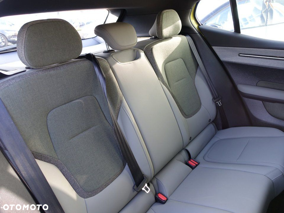 Volvo EX30 - 10