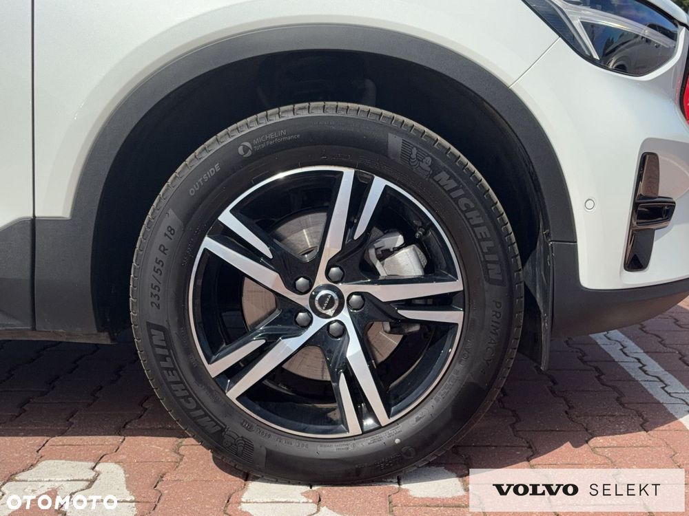 Volvo XC 40 B3 B DKG Plus Dark - 10