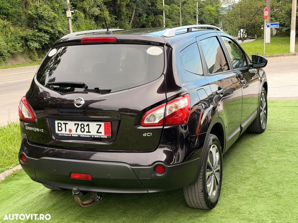 Nissan Qashqai+2 - 9