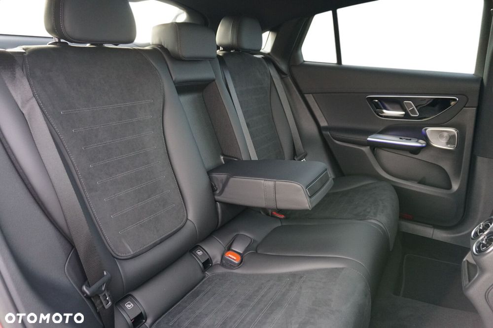 Mercedes-Benz GLC 200 mHEV 4-Matic AMG Line - 10
