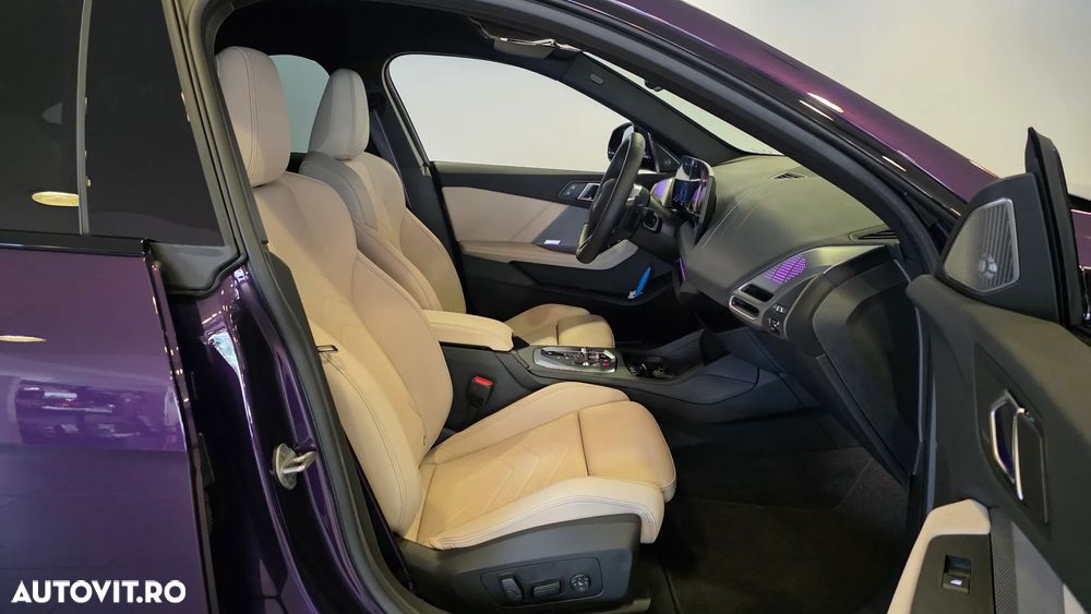 BMW Seria 2 220i AT MHEV - 12