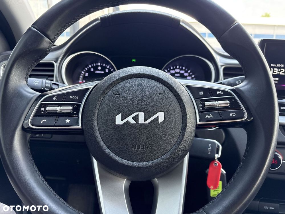 Kia Ceed - 21