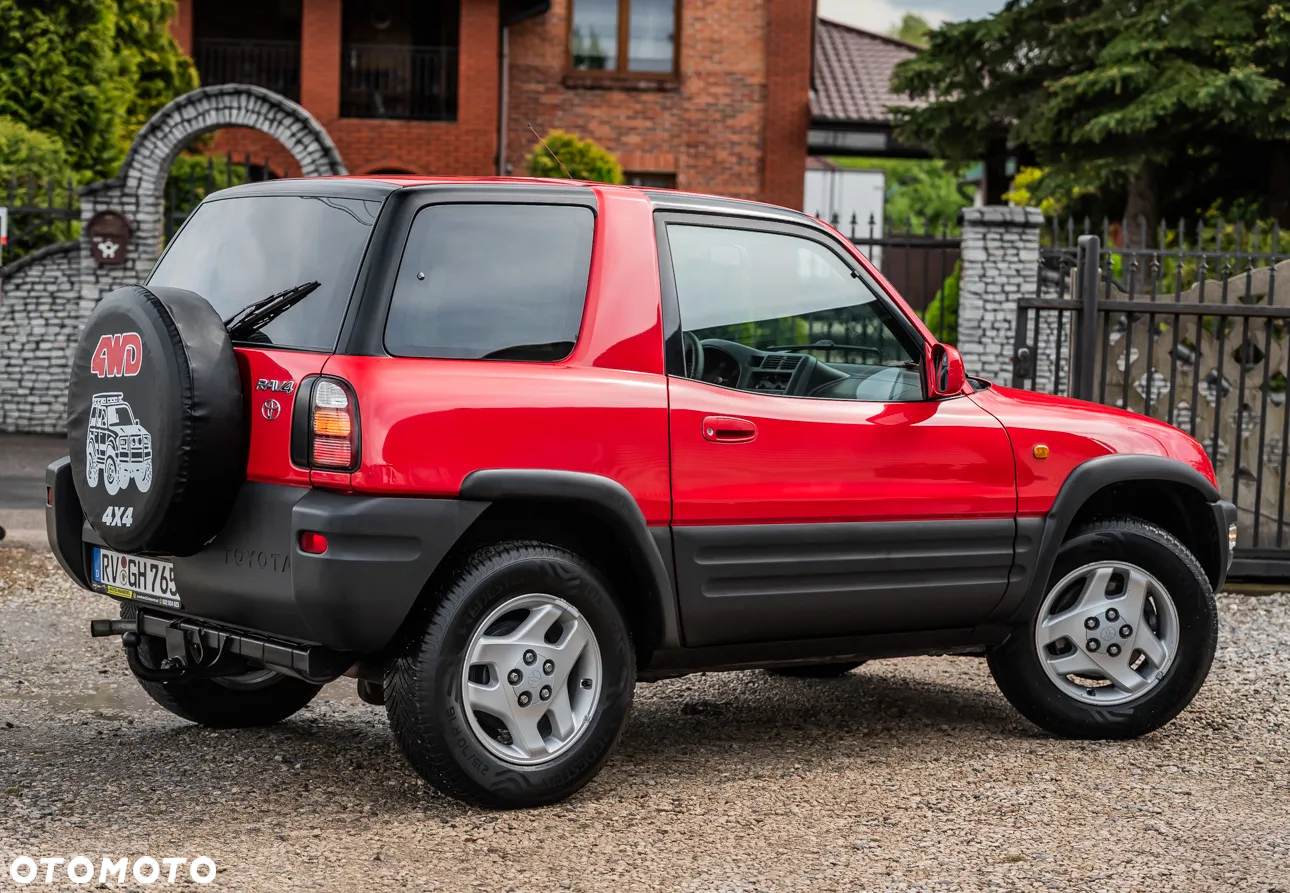 Toyota RAV4 2.0 Special - 10