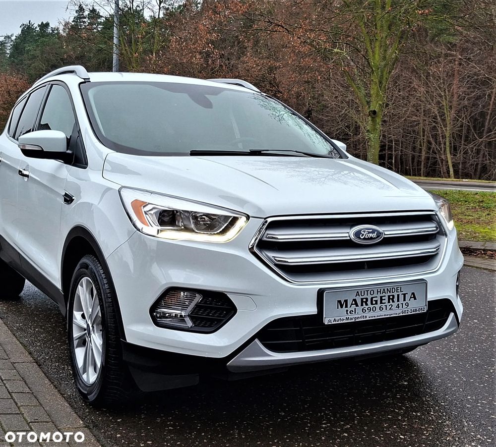 Ford Kuga 2.0 TDCi 2x4 Titanium - 13