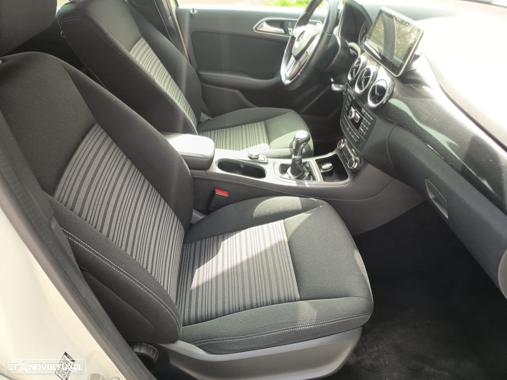 Mercedes-Benz B 180 CDI BlueEFFICIENCY Edition Style - 12