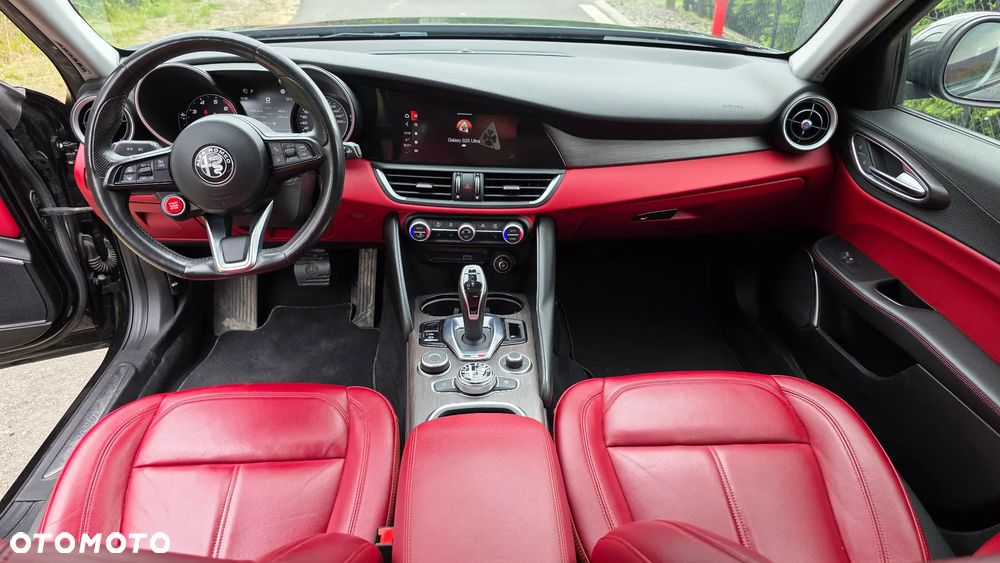 Alfa Romeo Giulia 2.0 Turbo TI Q4 - 20