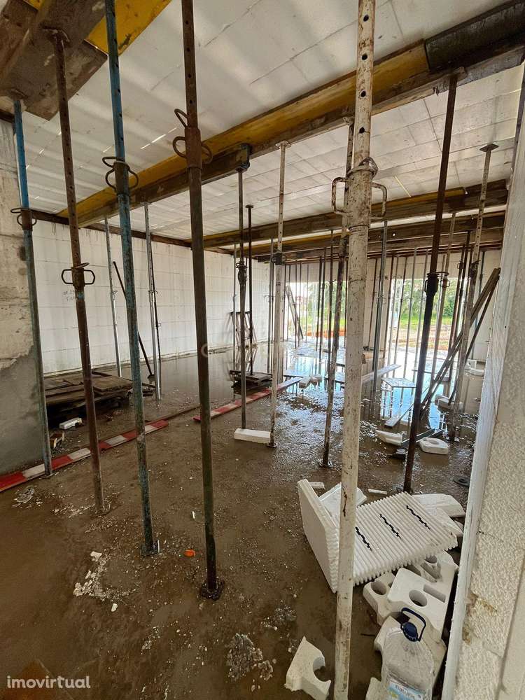 T2 Único em Leiria: Construção ICF em Condomínio Fechado com Piscina - Grande imagem: 5/5