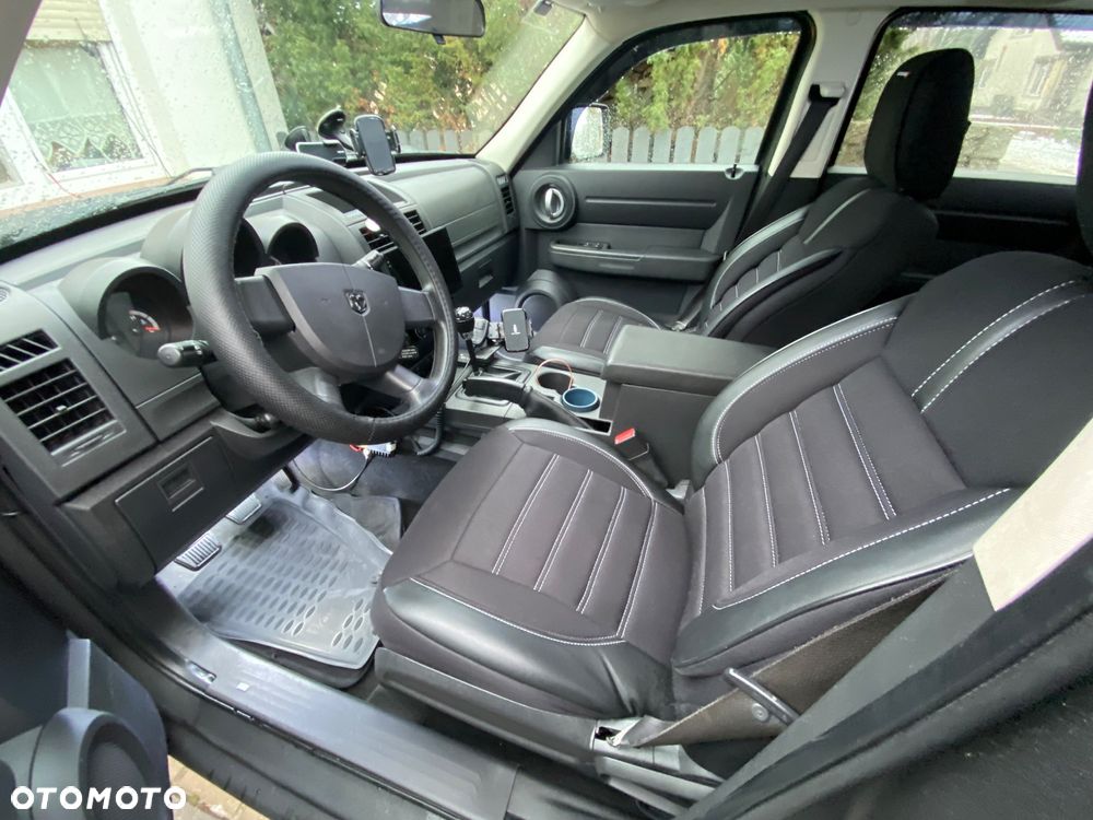 Dodge Nitro 2.8 CRD DPF SE 2WD - 33