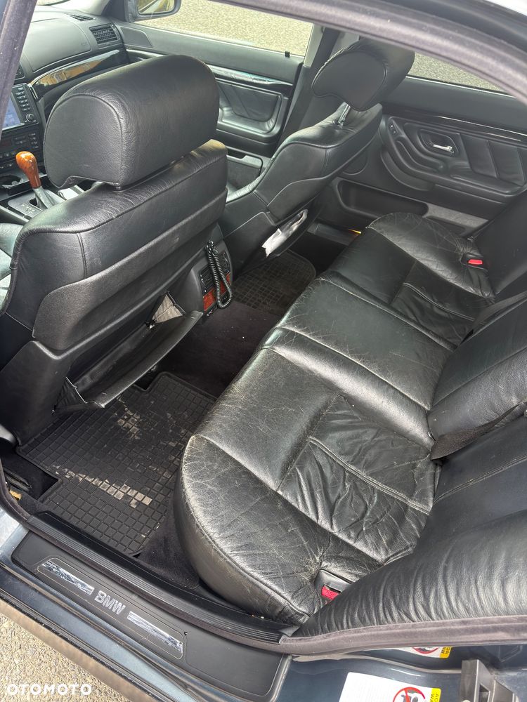 BMW Seria 7 - 18