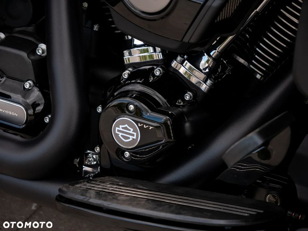 Harley-Davidson Touring Road Glide - 8