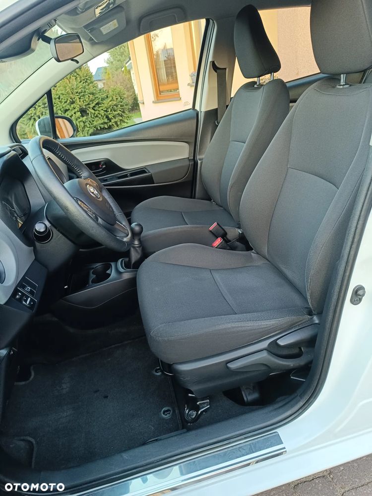 Toyota Yaris 1.0 Active - 35