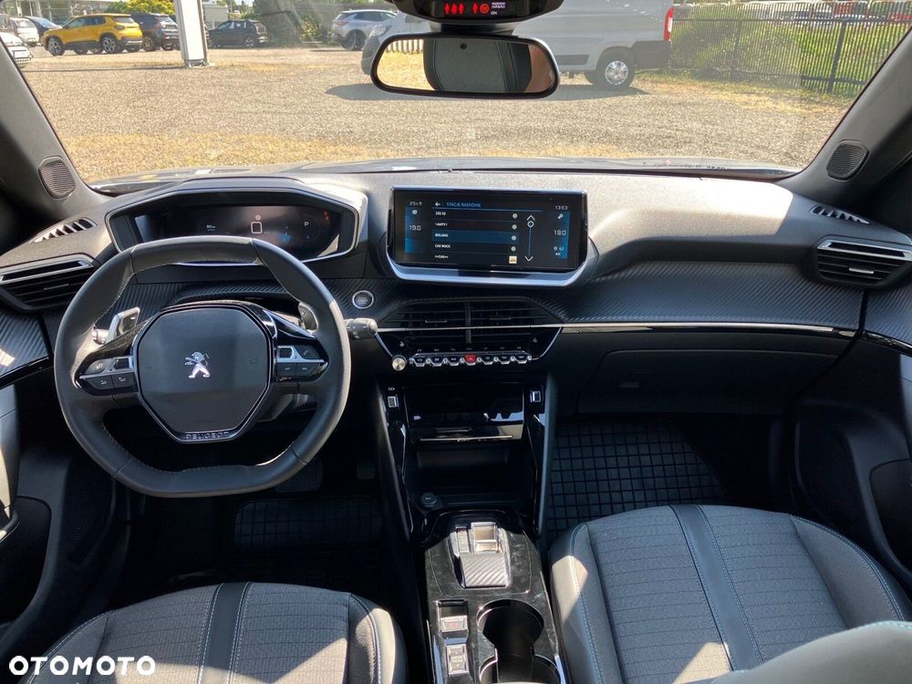Peugeot 2008 1.2 PureTech Allure Pack S&S EAT8 - 7